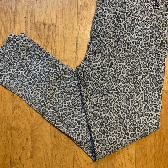 PAIGE Snow leopard Peg Skinny Jeans size 28 - Picture 3 of 9